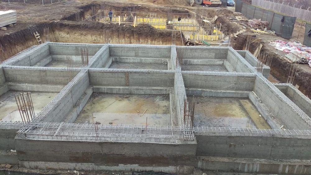 constructii case  - blocuri