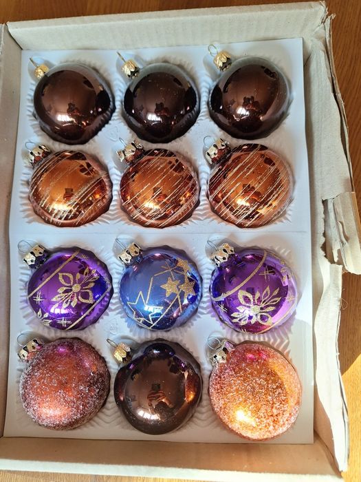 Globuri vechi asortate