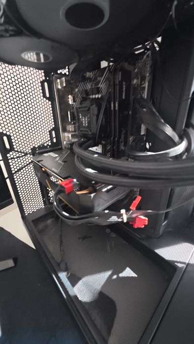 (CUSTOM) Calculator gaming 32GB Ram , i5-11600k, 1660 Ti