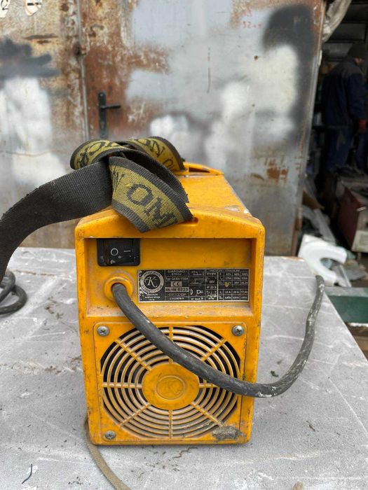 Продавам инверторен електрожен Омикрон Гама 1750А