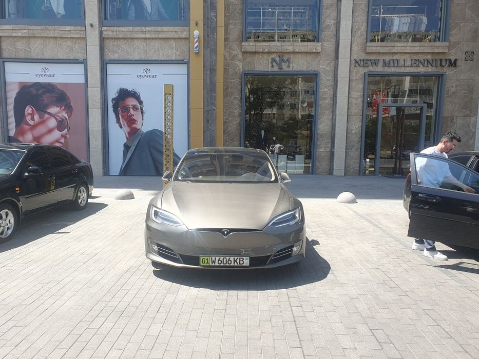 Тесла модель S75.2016. Американка. Рестаил.