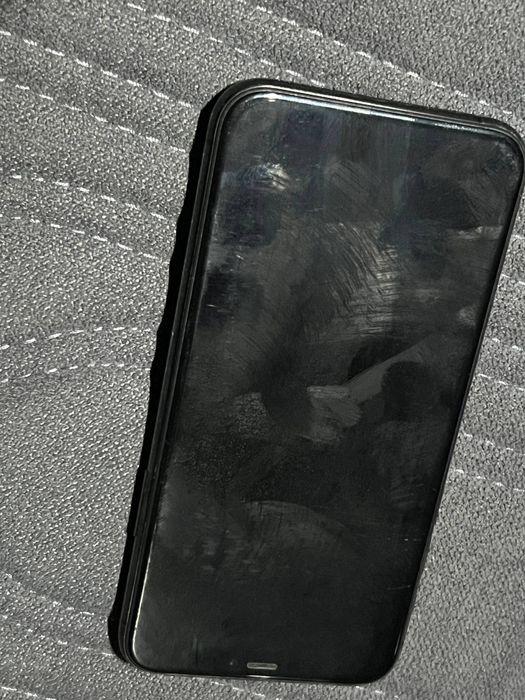 Iphone 11 pro sotiladi