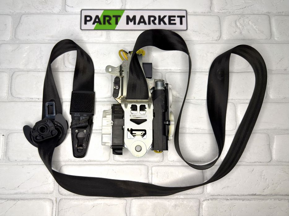 Преден колан AUDI A6 A7 4G 34090806C 34111574