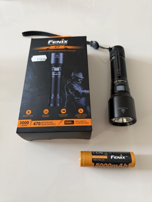 Фенер Fenix C7 3000 lumens