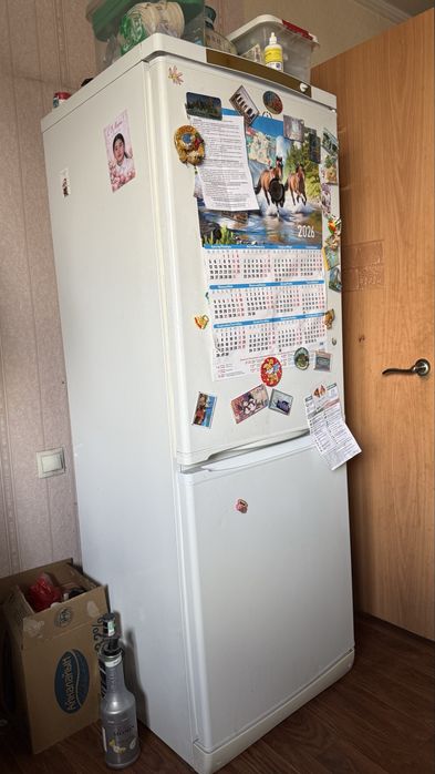 Продам б/у холодильник