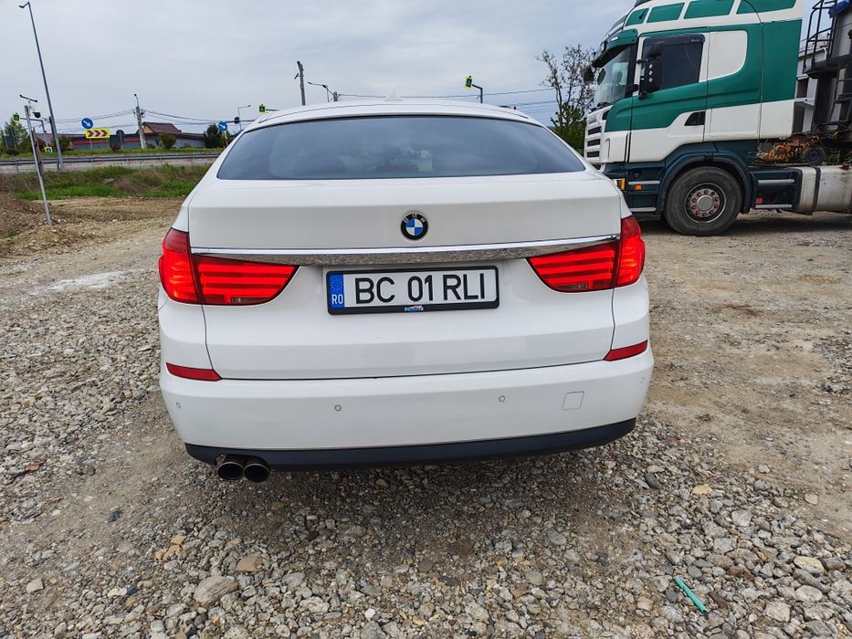 BMW 5 Series 2010 — imagine 5