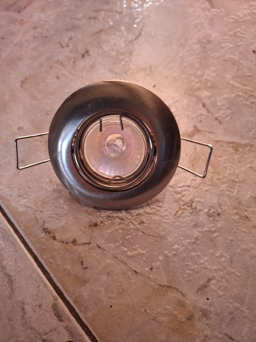 Трансформатори и осветителни лунички