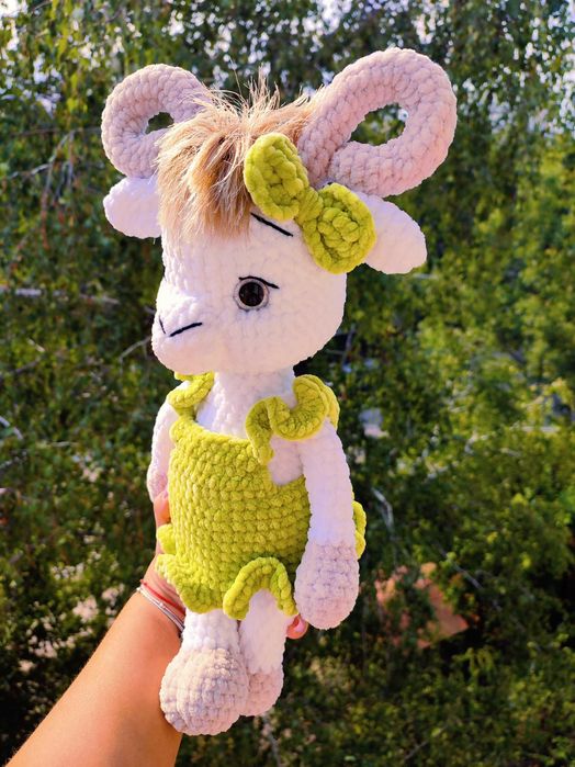 Ръчно плетено овенче