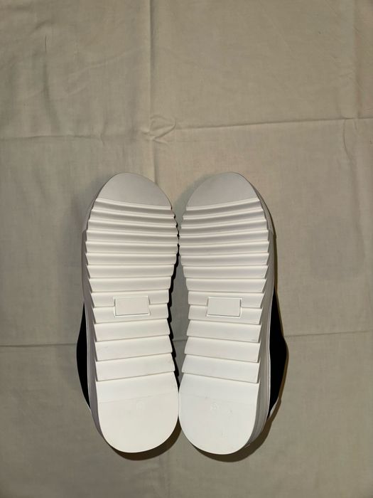 adidasi Numeris