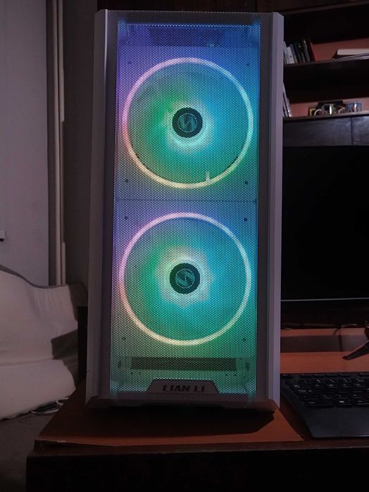 Стъбилно PC - AMD Ryzen 7  7800X3D 8-Core Processor GeForce RTX 4080 JetStream 16GB