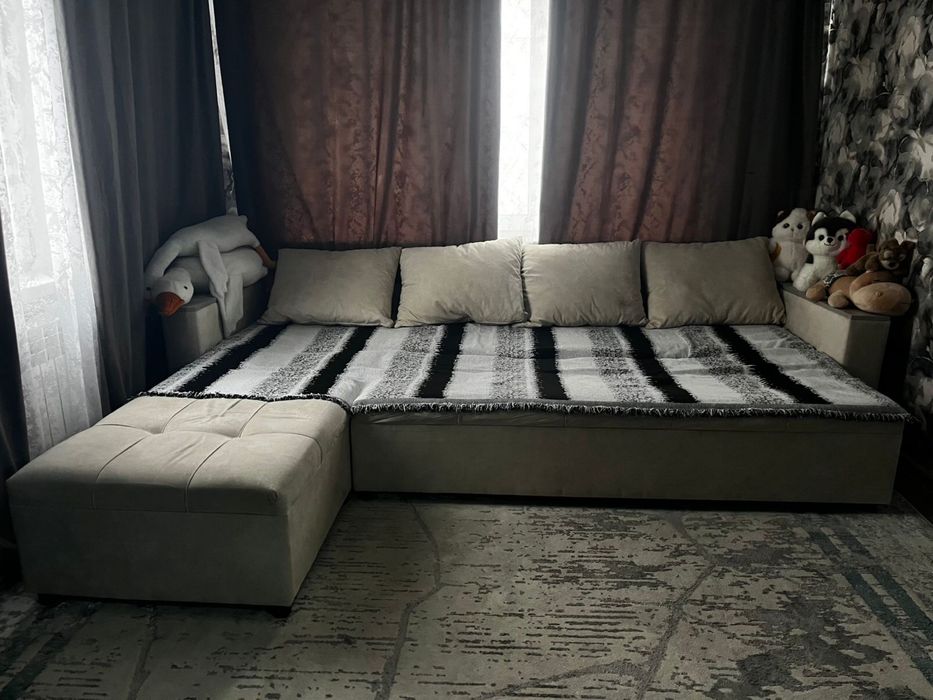 Продам диван угловой