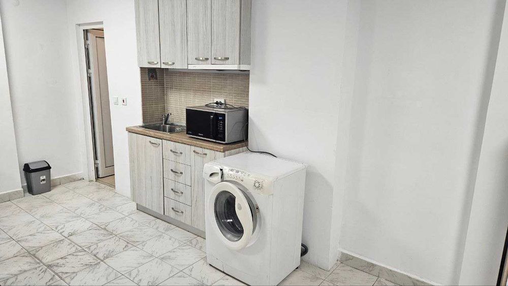 Дава се под наем Едностаен апартамент в Пазарджик, Запад - 45 кв.м за 30.6 € - Снимка #2