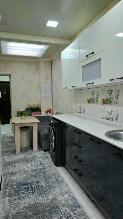 Продается своя 3в4/2/9  90м2 на Себзаре мебель+техника