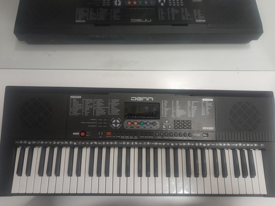 Синтезатор синтезатор