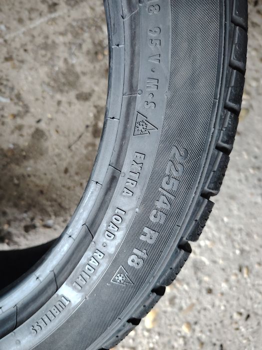 225/45 R18 Continental Conti Winter contact SSR cu buză