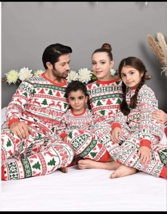 Set pijamale de craciun