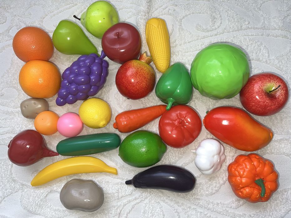 Фрукты и овощи (игрушки)