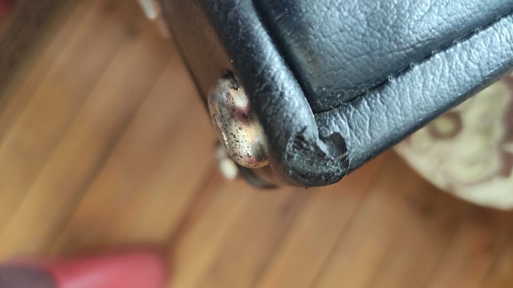 Ретро кожено куфарче за документи