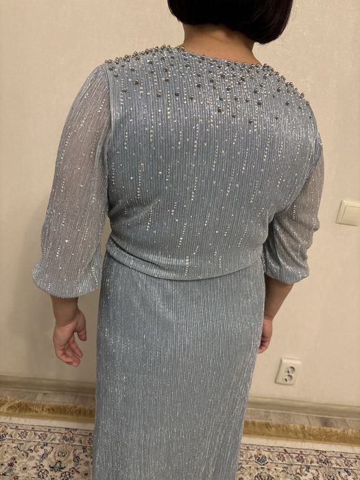 Платье вечернее