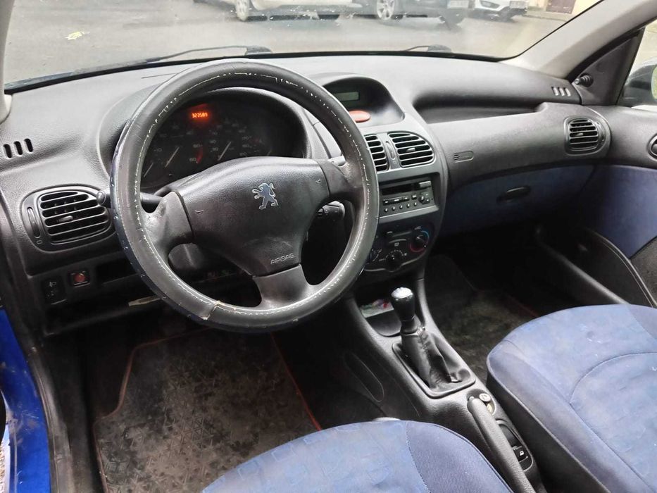 Peugeot 206 - 1.4 HDI (diesel) / Coupe
