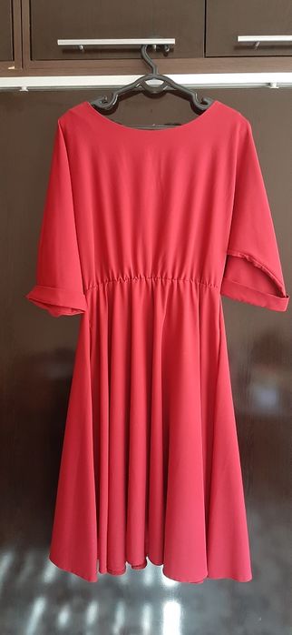 Женское платье б/у
