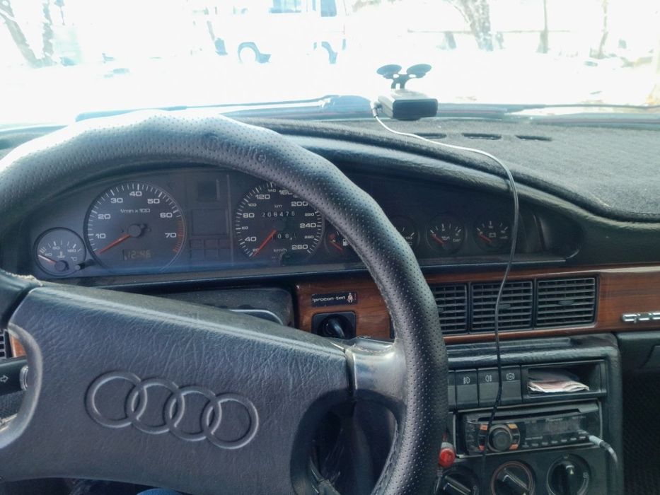 Audi 200 C3 2.3L