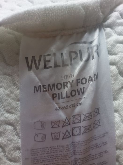 Възглавница с мемори пяна 42x65x15 WELLPUR STRYN