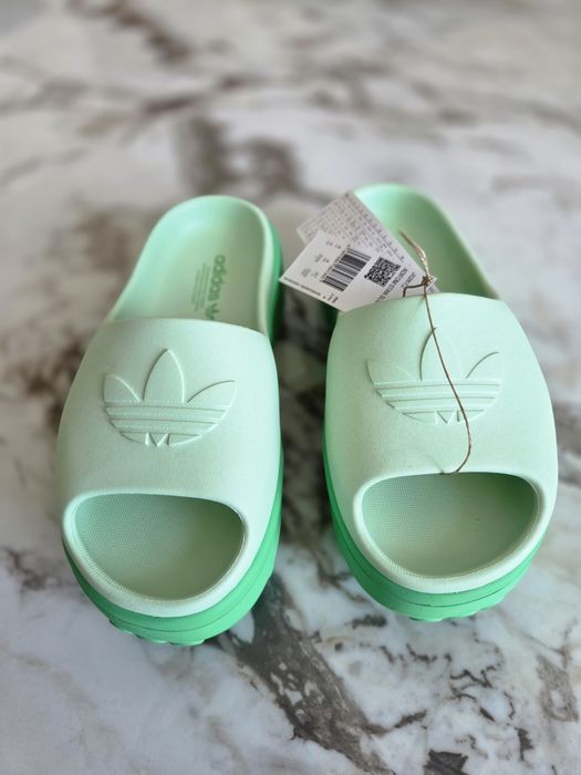 Adidas нови дамски чехли 37