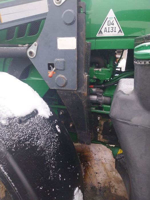 Продава се челен товарач