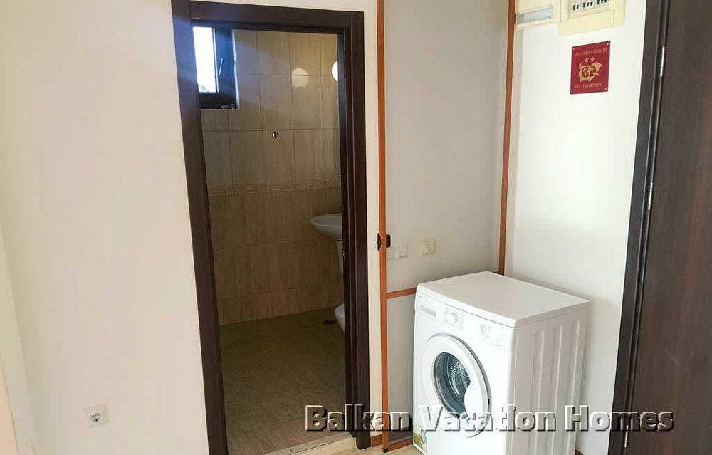 Продава се Двустаен апартамент в Бяла - 143 кв.м за 378 €/кв.м - Снимка #9