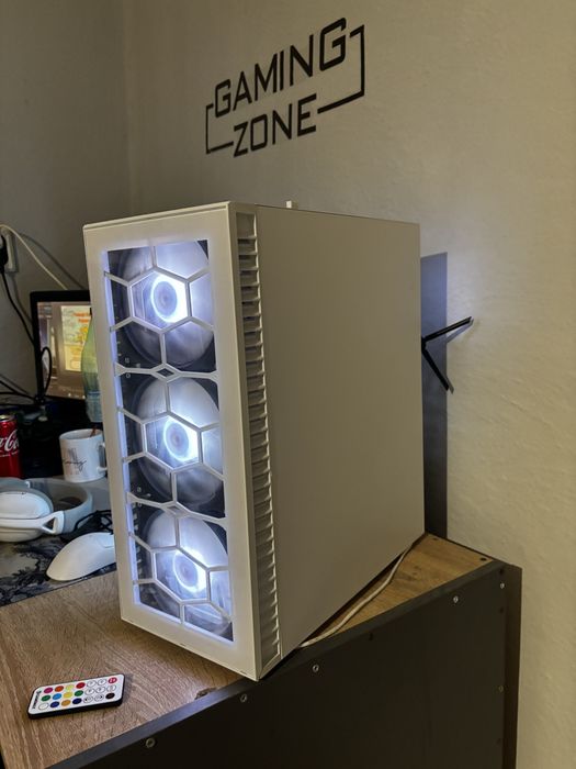 AM5 Геймърски компютър – Ryzen 5 7500F / RTX 5060 Ti / 32GB DDR5 / 2TB Samsung 990 Pro / Win 11 pro