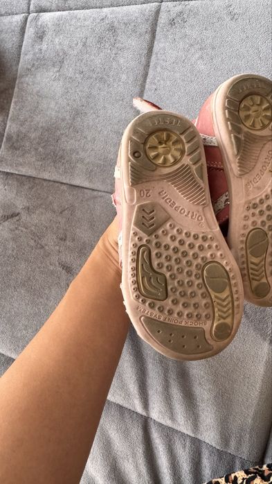 Продам сандали детские 20 размер