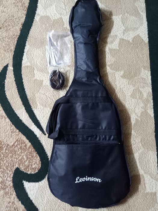 Гитара новая продам