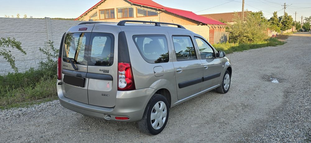 Vând Dacia Logan Mcv