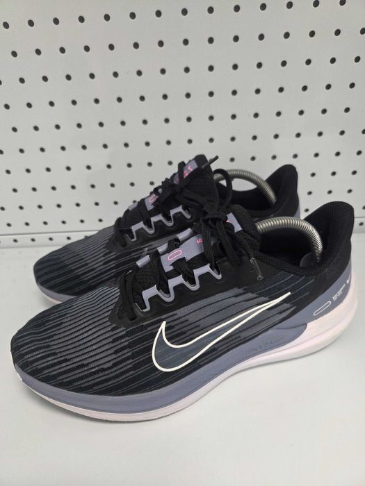 Оригинални мъжки маратонки- Nike Air Winflo 9