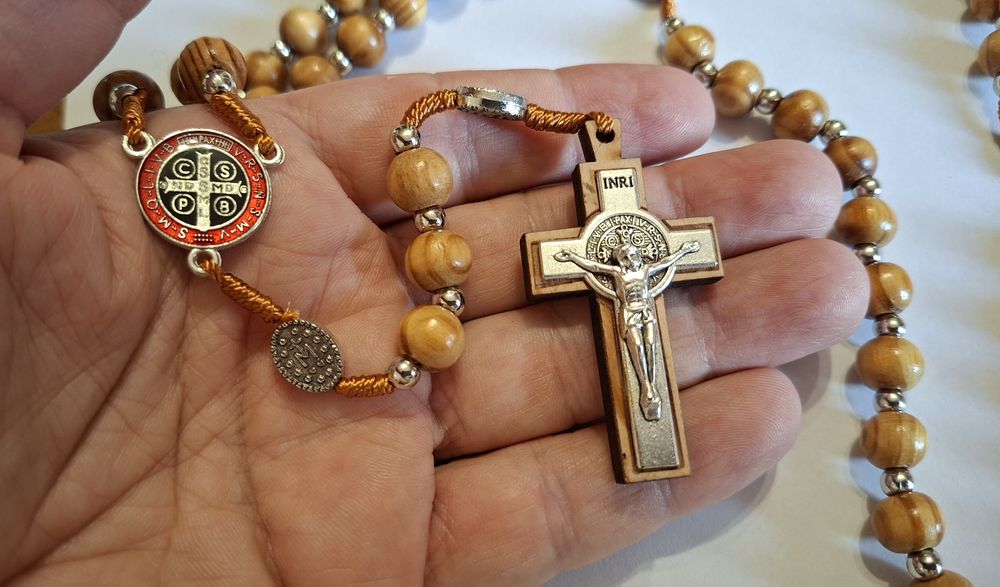 Rozariu lemn / cruce crucifix lemn + aluminiu / Jerusalem