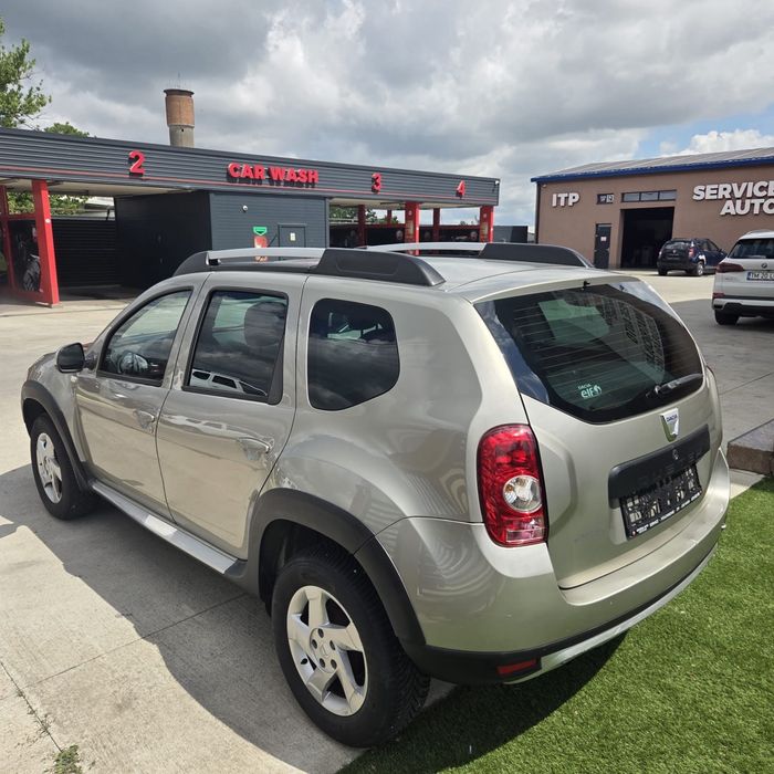 Duster 1,6 B —4x4  ! Recent adus 5300€