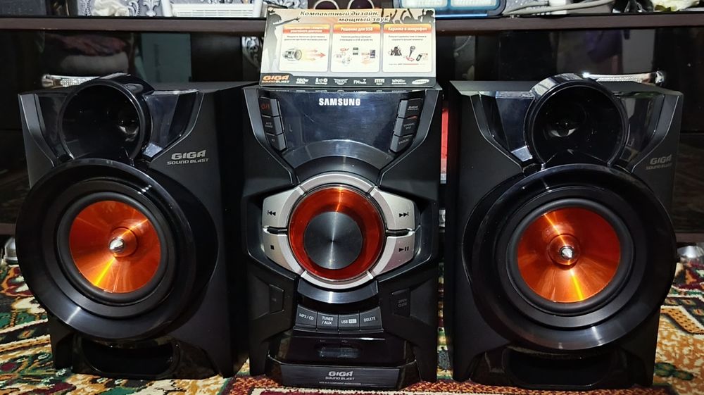 Музыкальный центр модель. Samsung. GIGA. Blast