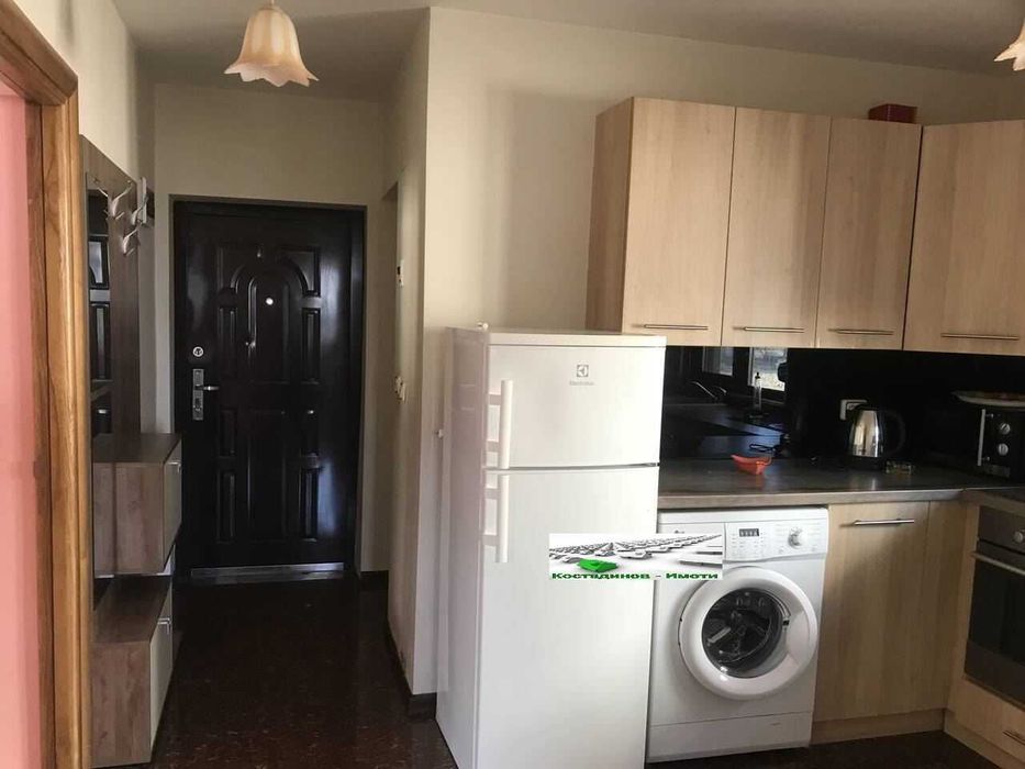 Дава се под наем Къща в с. Златитрап, Област Пловдив - 80 кв.м за 714 € - Снимка #2