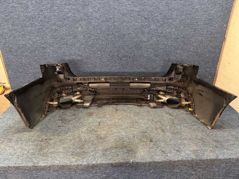 Audi A4 8W B9 Facelift Bara spate completă