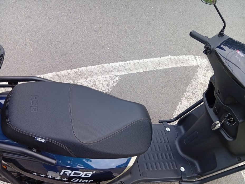 Scuter electric km efectuați 550 , este ca și nou!