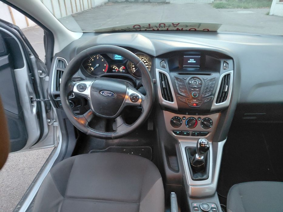 Vînd Ford focus , inmatriculat, an 2013 diesel