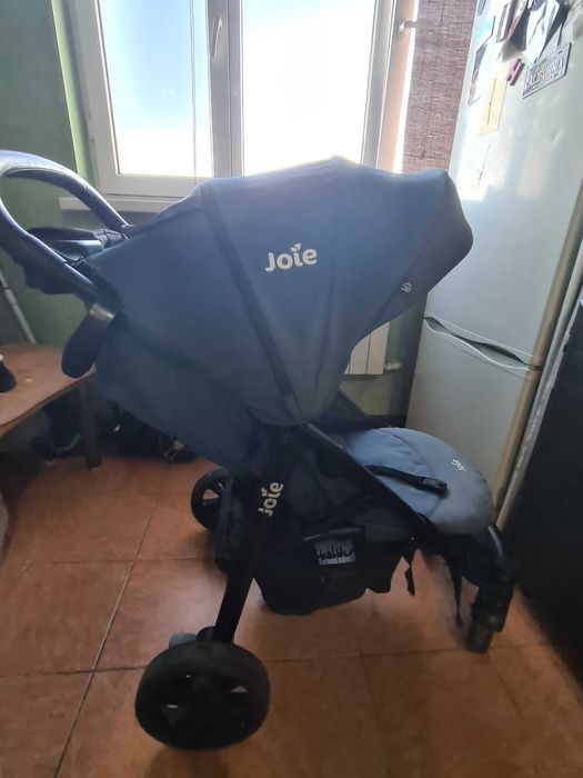 Прогулочная коляска Joie