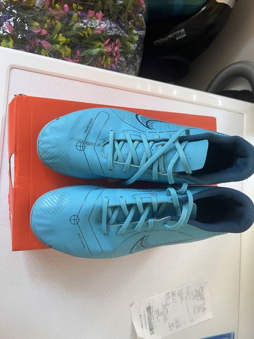 Vand ghete nike cu crampoane fotbal