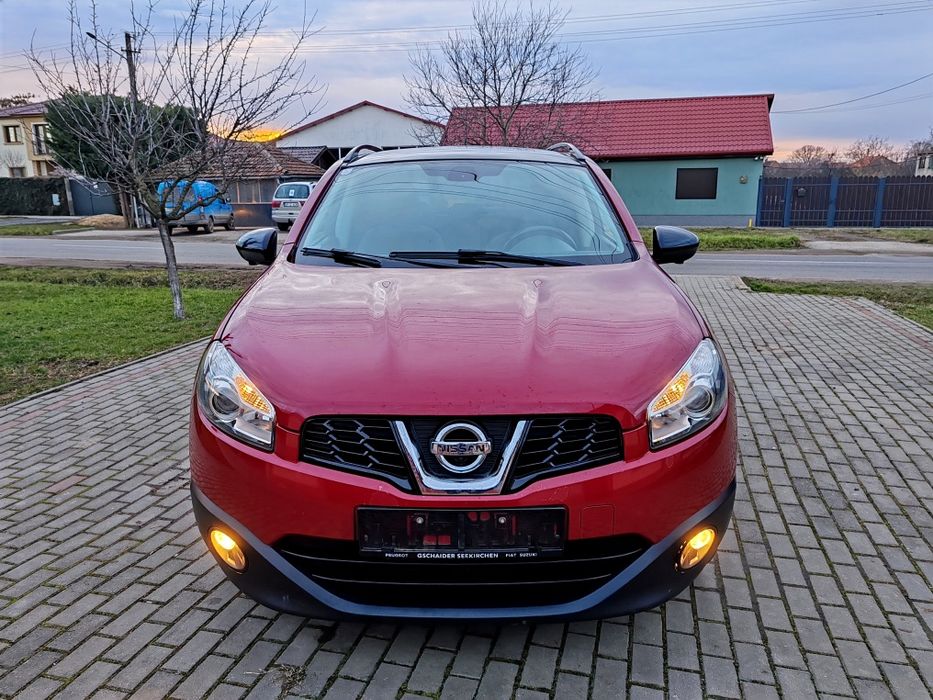 Nissan Qashqai 1.5 Dci 110 cai-Panoramic-Camere 360°  Impecabila!