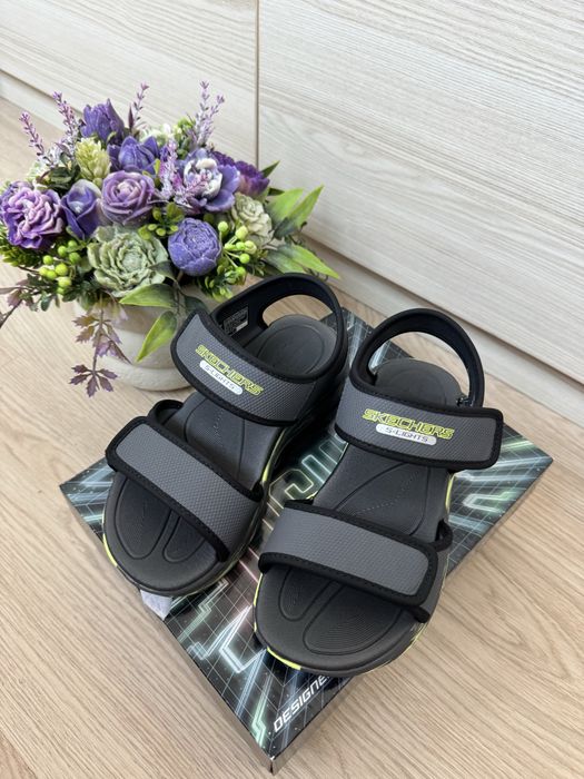 Sandale Skechers, mărimea 31