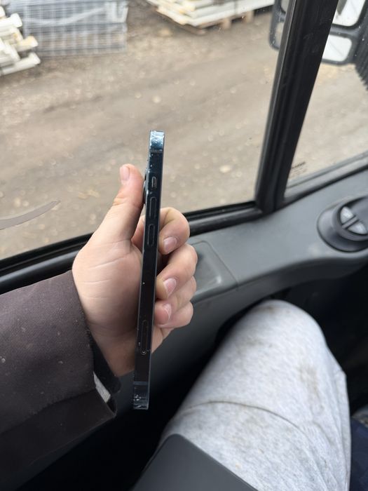 Vand iphone 14 , 128 GB