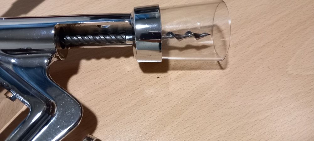 Стационарен професионален тирбушон