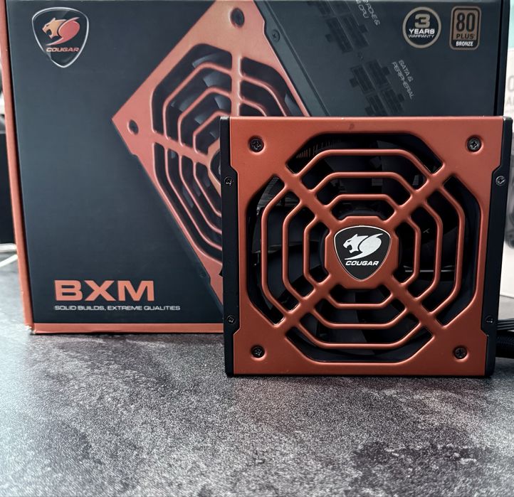 Полумодульный, надёжный блок питания Cougar Bmx 850W 80+ Bronze