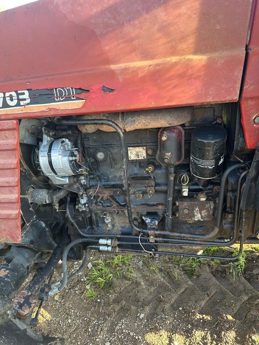 Vând Tractor UTB 703